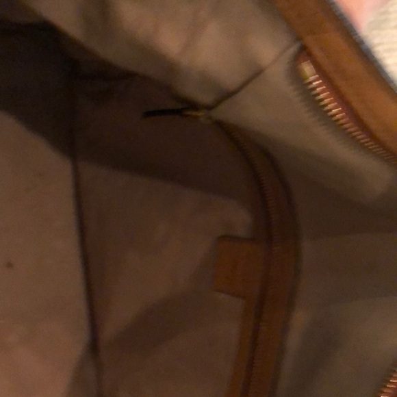 Large bucket bag. Leather - Picture 3 of 12